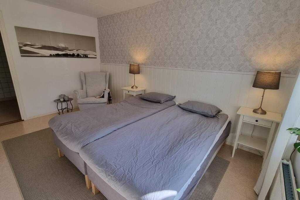 Trivsamt Parhus I Lugnt Omrade Inne I Tranas! Exteriör bild